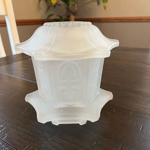 Pagoda frosted fairy lamp.